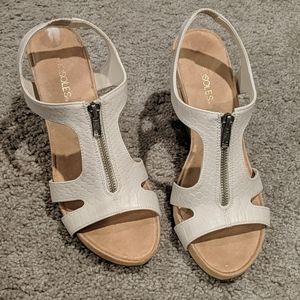 White front zip cork wedges 4in heel size 9.5